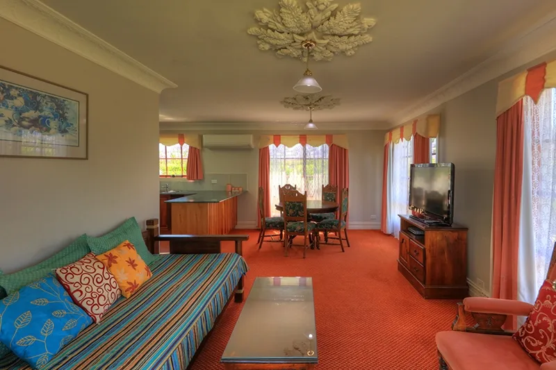 16 Cottage 2 bedroom
