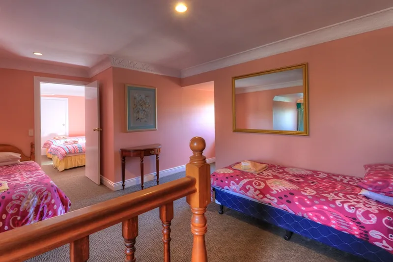 1 Executive apartment