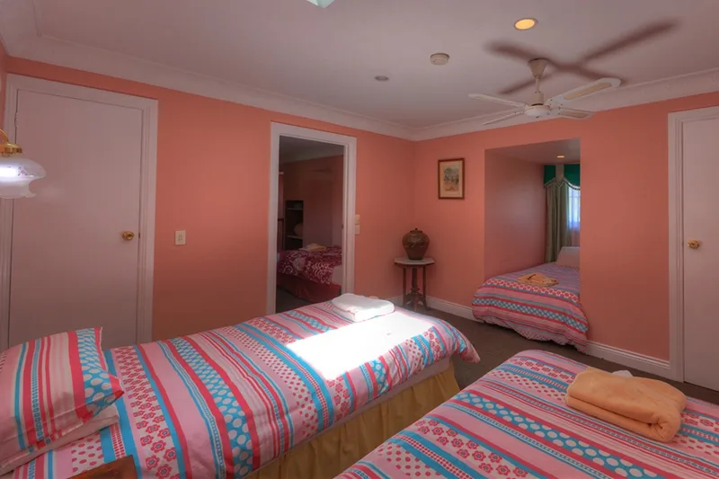 1 Executive apartment
