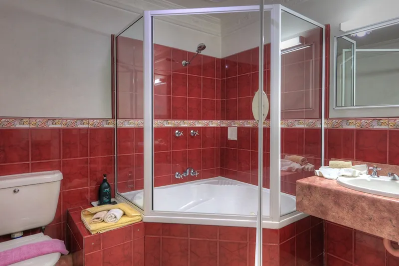 1 Executive apartment