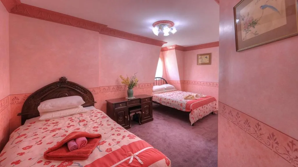 14 Woodburn 3 bedroom Apartment