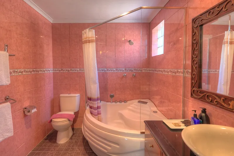 Emily Suite