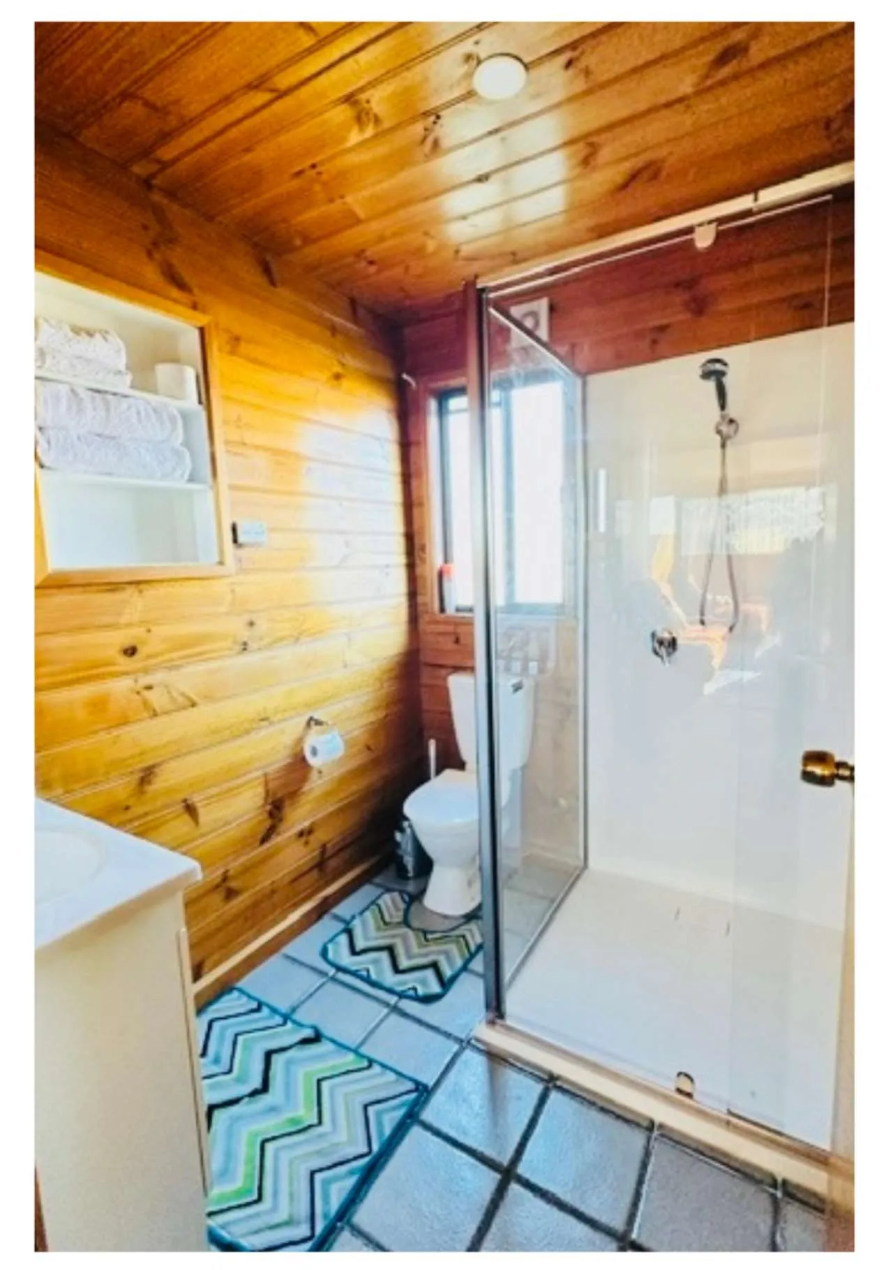 Alexanders The Chalet