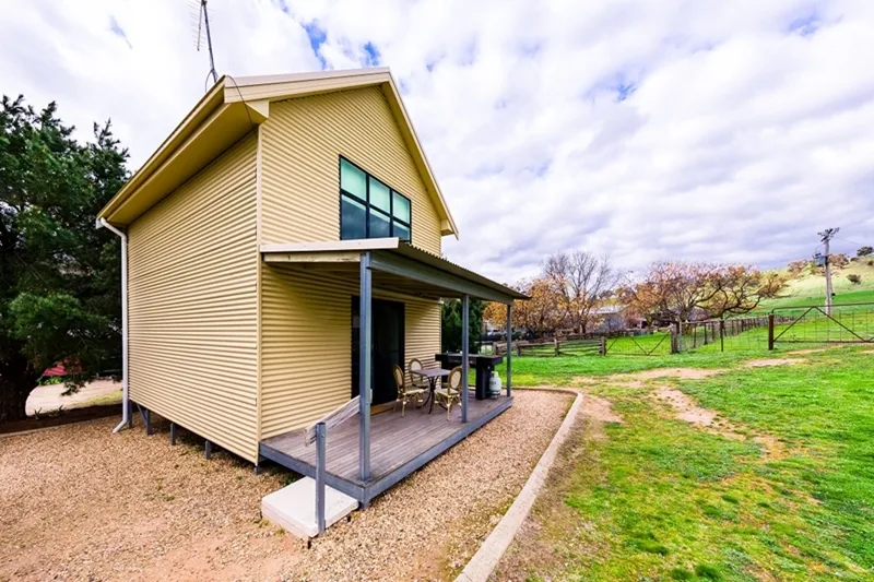 Family Deluxe Loft Cottage