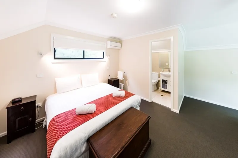 Family Deluxe Loft Cottage