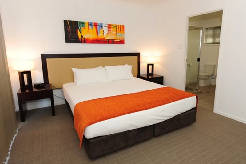 Townhouse Apartment 1 (3 Bedrooms)