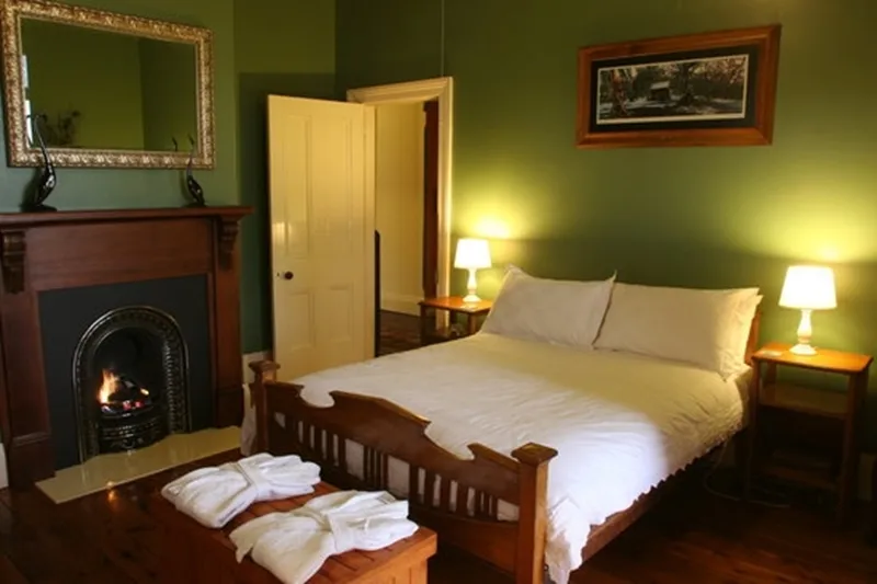 The Old Parkes Convent