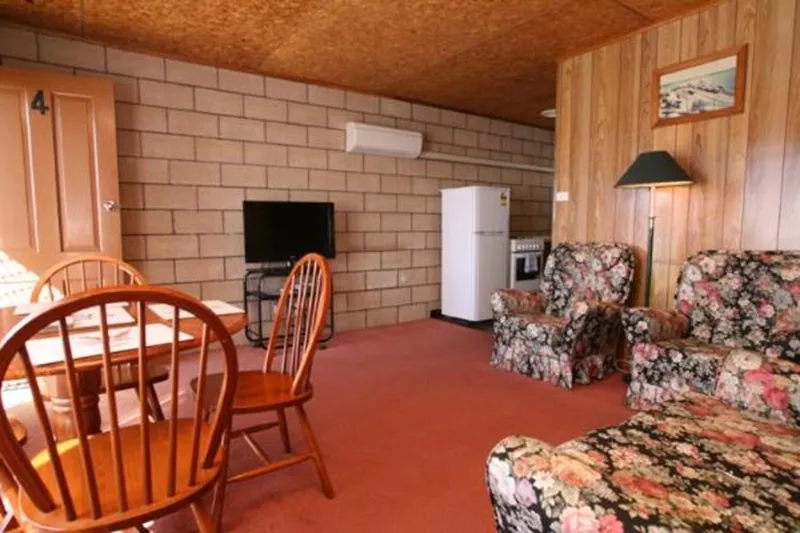 Villa Unit 4