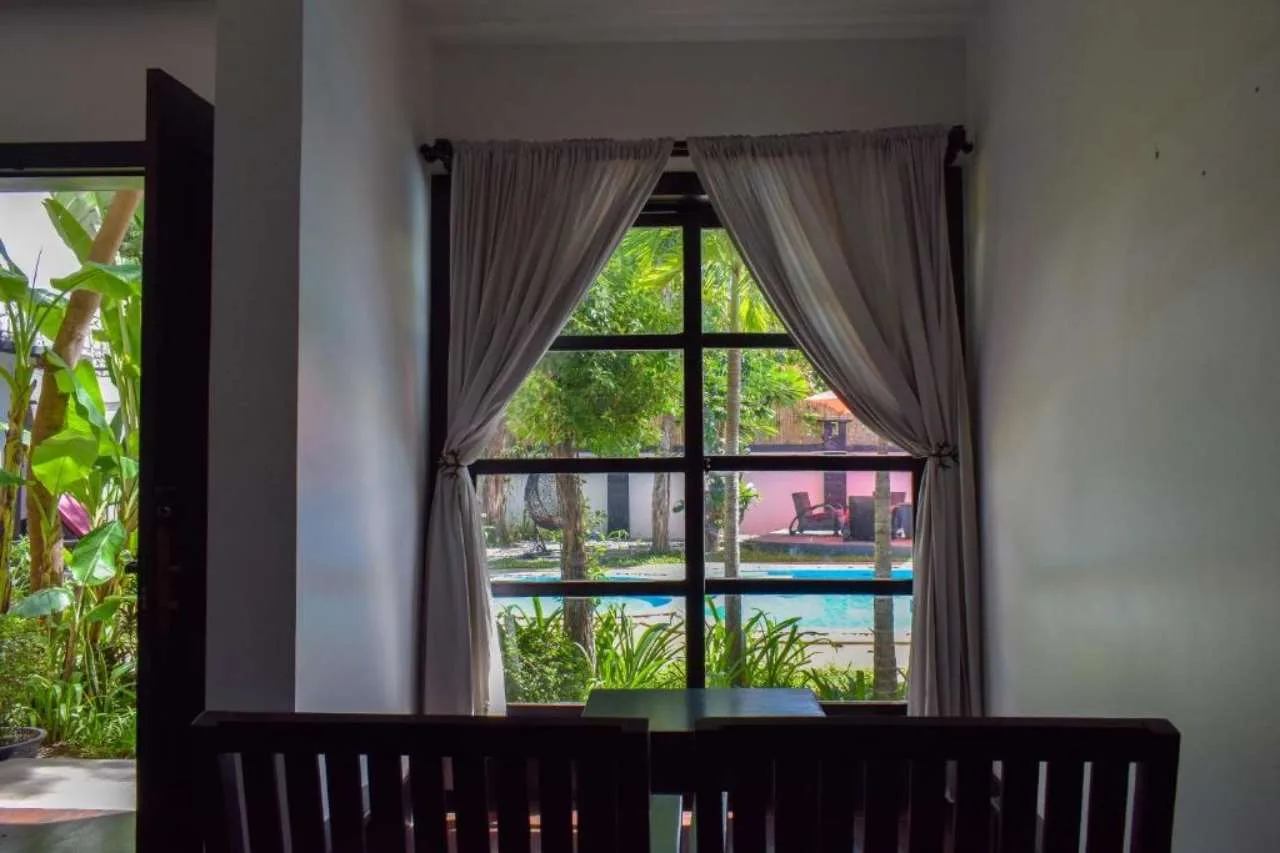 King Room with Pool View
