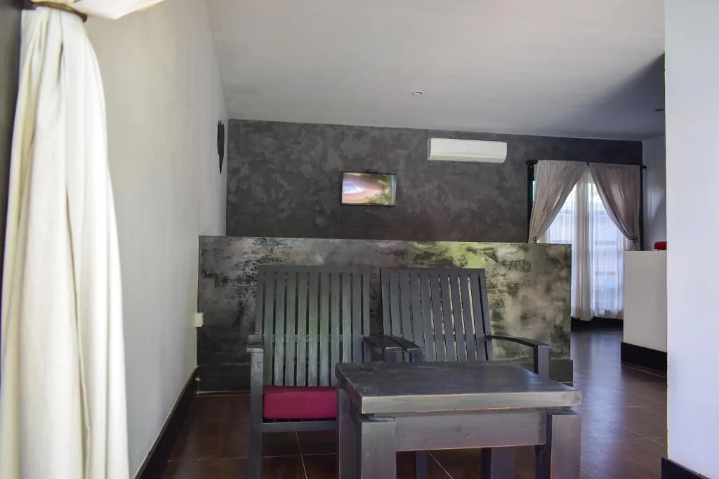 King Room with Balcony