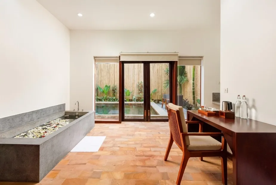 VIP Suite with Private Pool