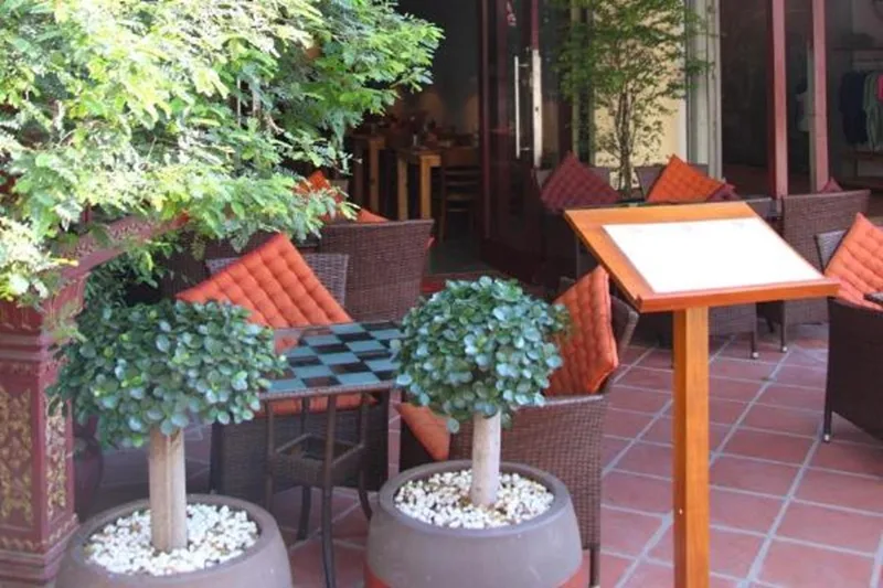 The Local - Riverside Guesthouse