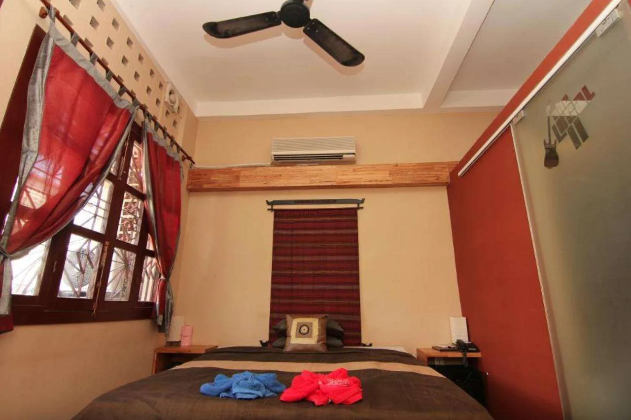 The Local - Riverside Guesthouse