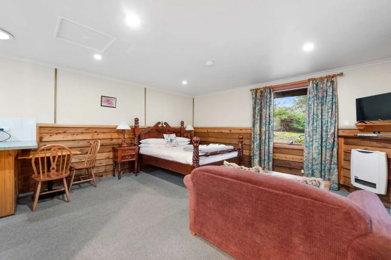 4 Dragon Fly Suite, Cradle Forest Cottages