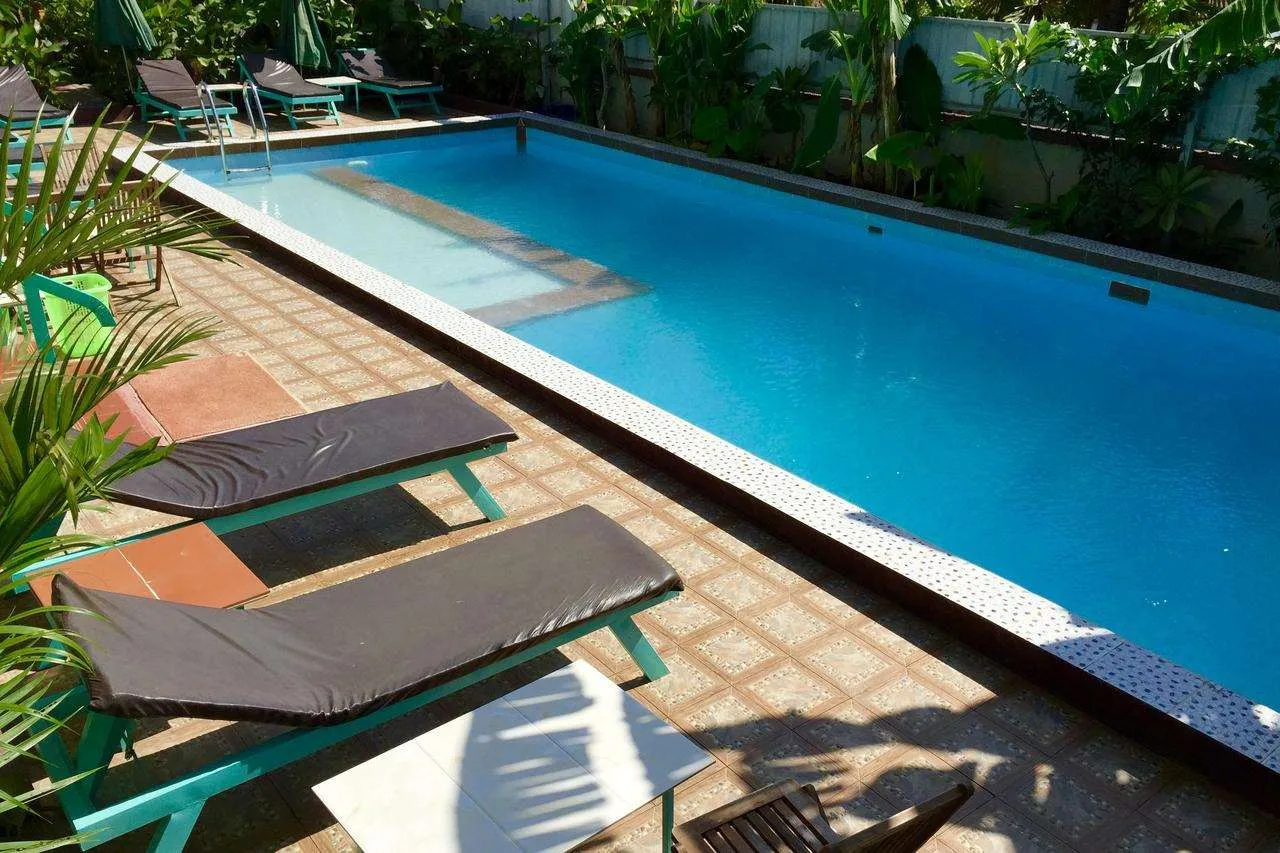River Dolphin Hotel