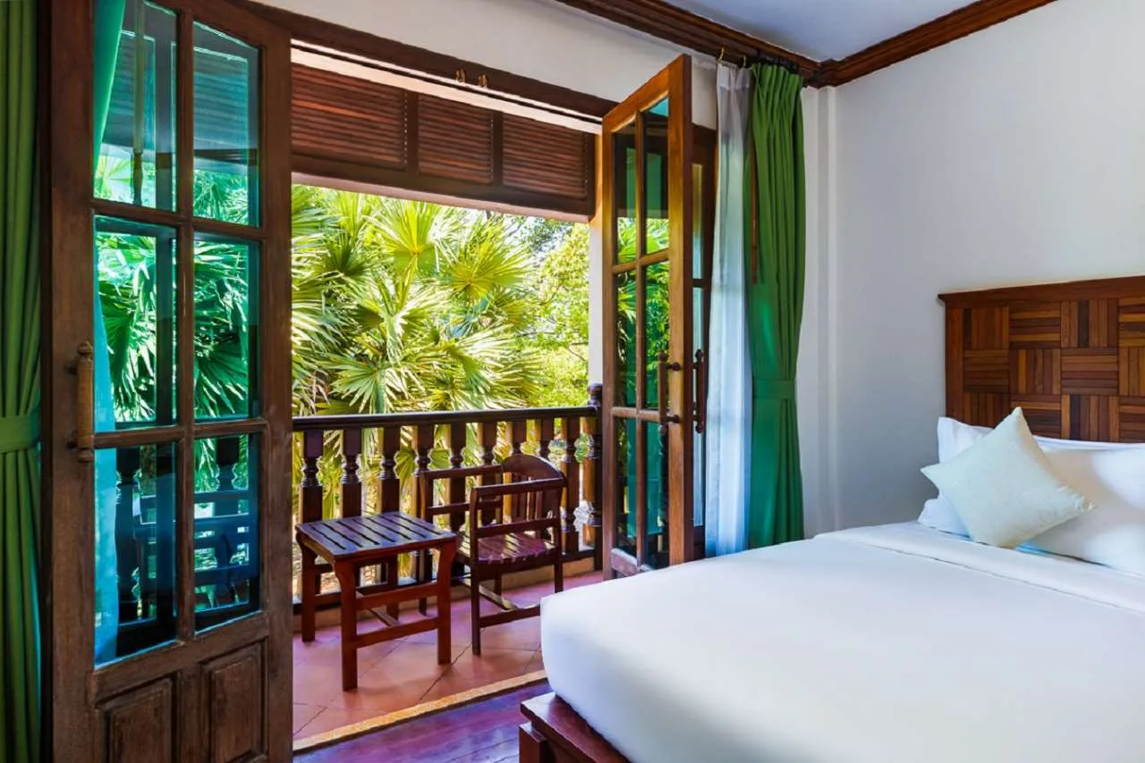 Family Connecting 2-Bedroom River View