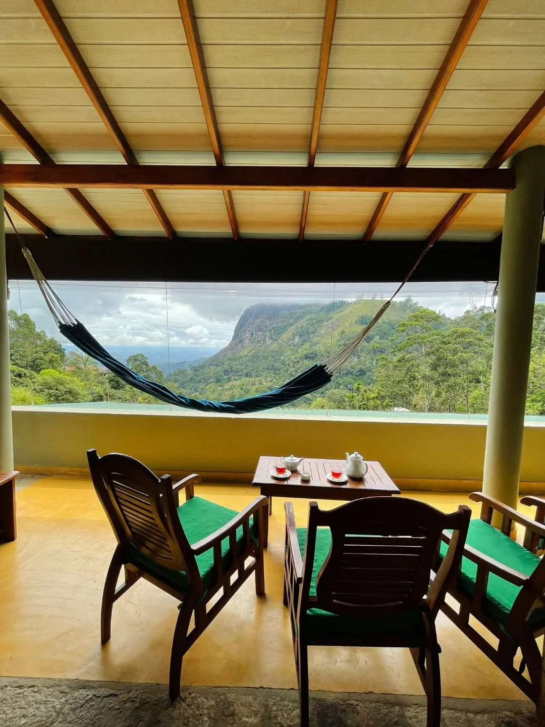 Family Room 04 - Mountain view B/B