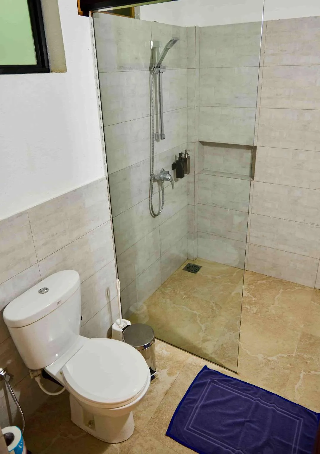 Family Room 04 - Mountain view B/B