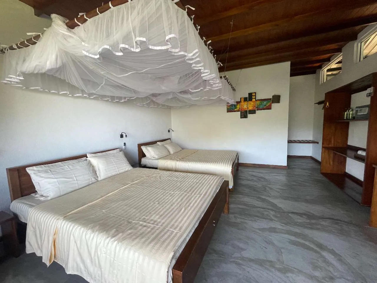 Deluxe Family Room mountain view B/B