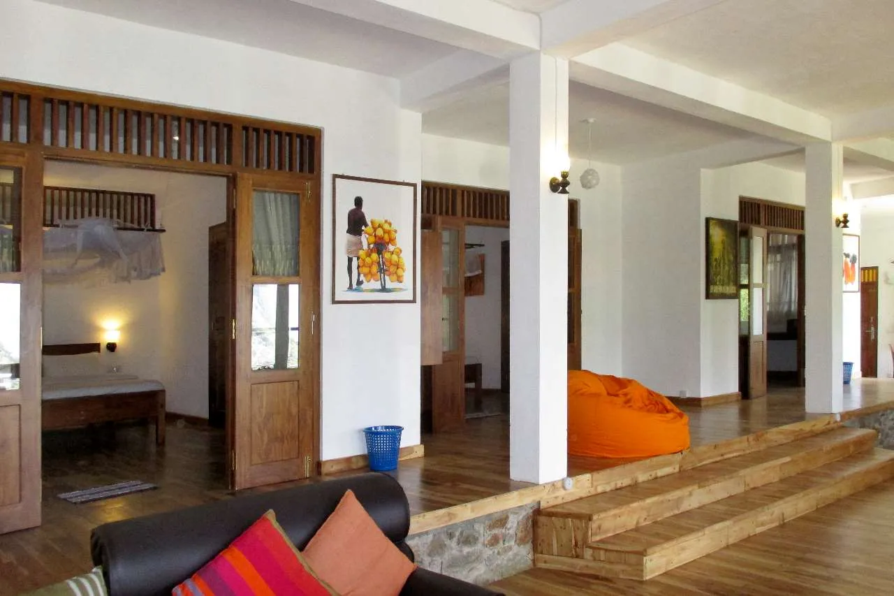 Three Bedroom Apartment B/B