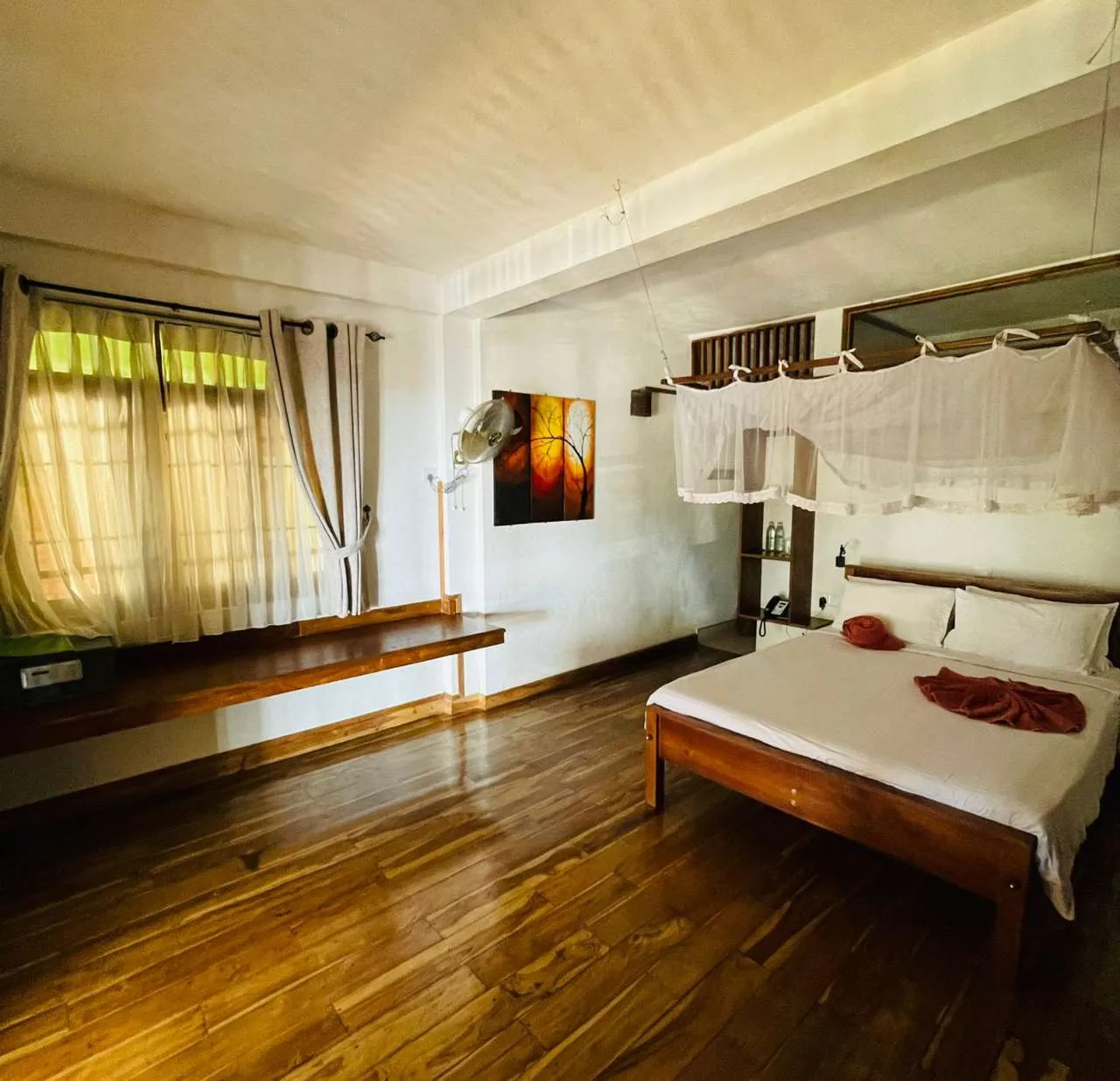 Double Room in Apartment (Shared Balcony) B/B