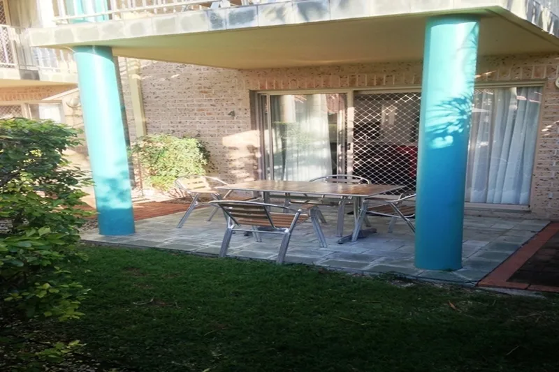 Two Bedroom w Courtyard